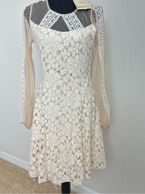 NWT RYU “Romantic Illusion” Lace Midi | Bridal & Graduation 2026 🏛️💍